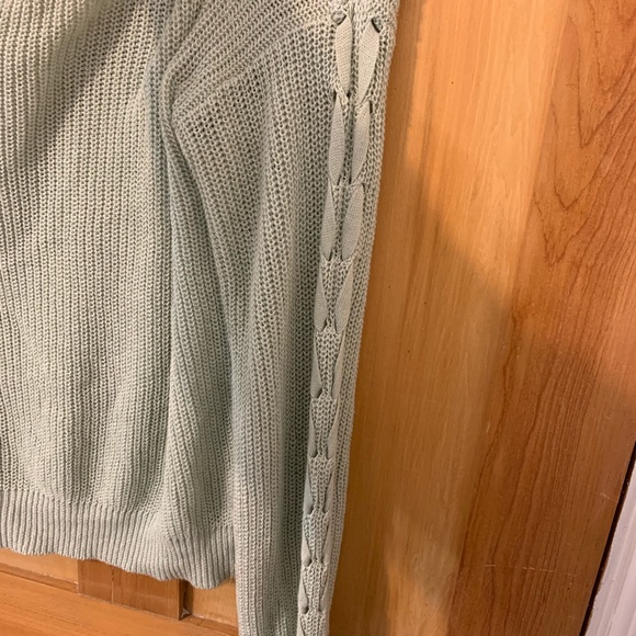 Sweater - Picture 3 of 4